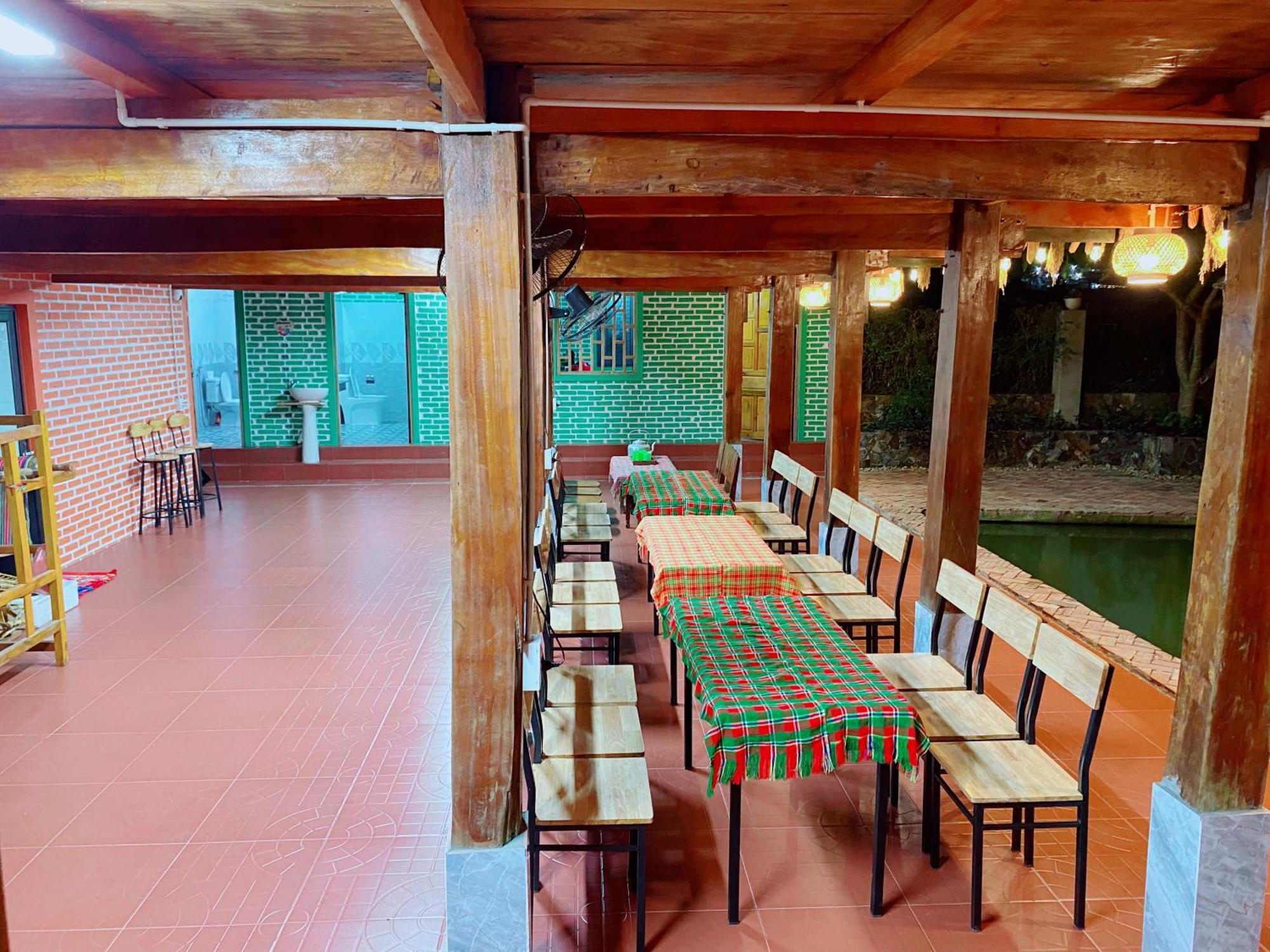 Duy Homestay Du Gia Làng Cac Esterno foto