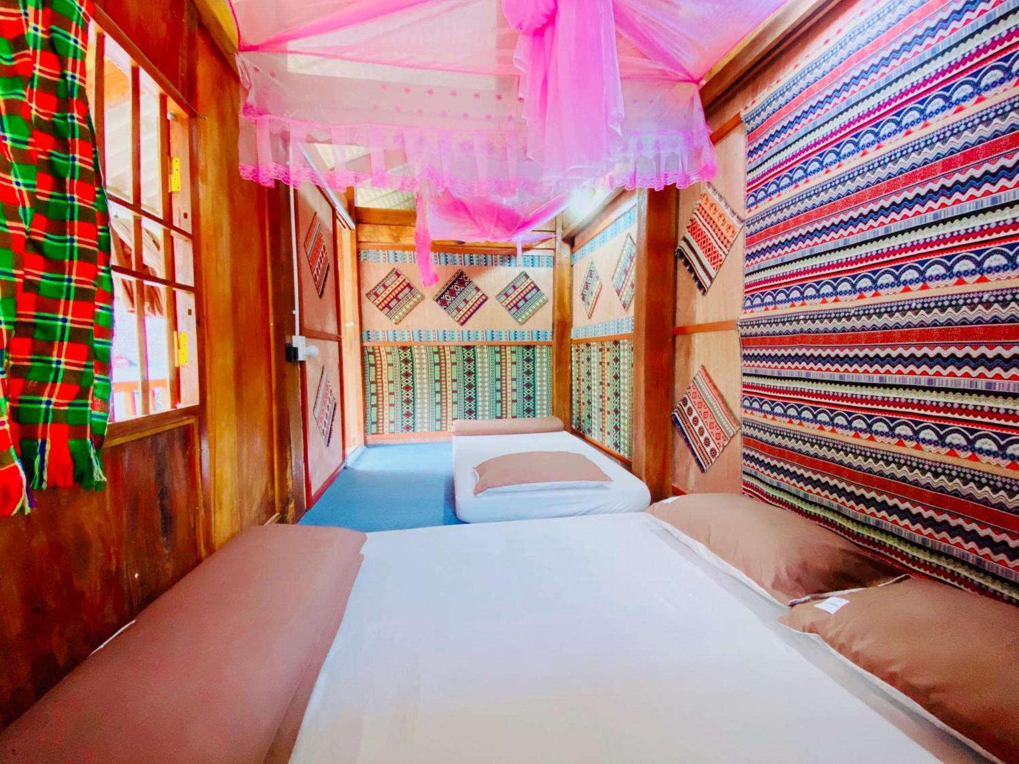 Duy Homestay Du Gia Làng Cac Esterno foto