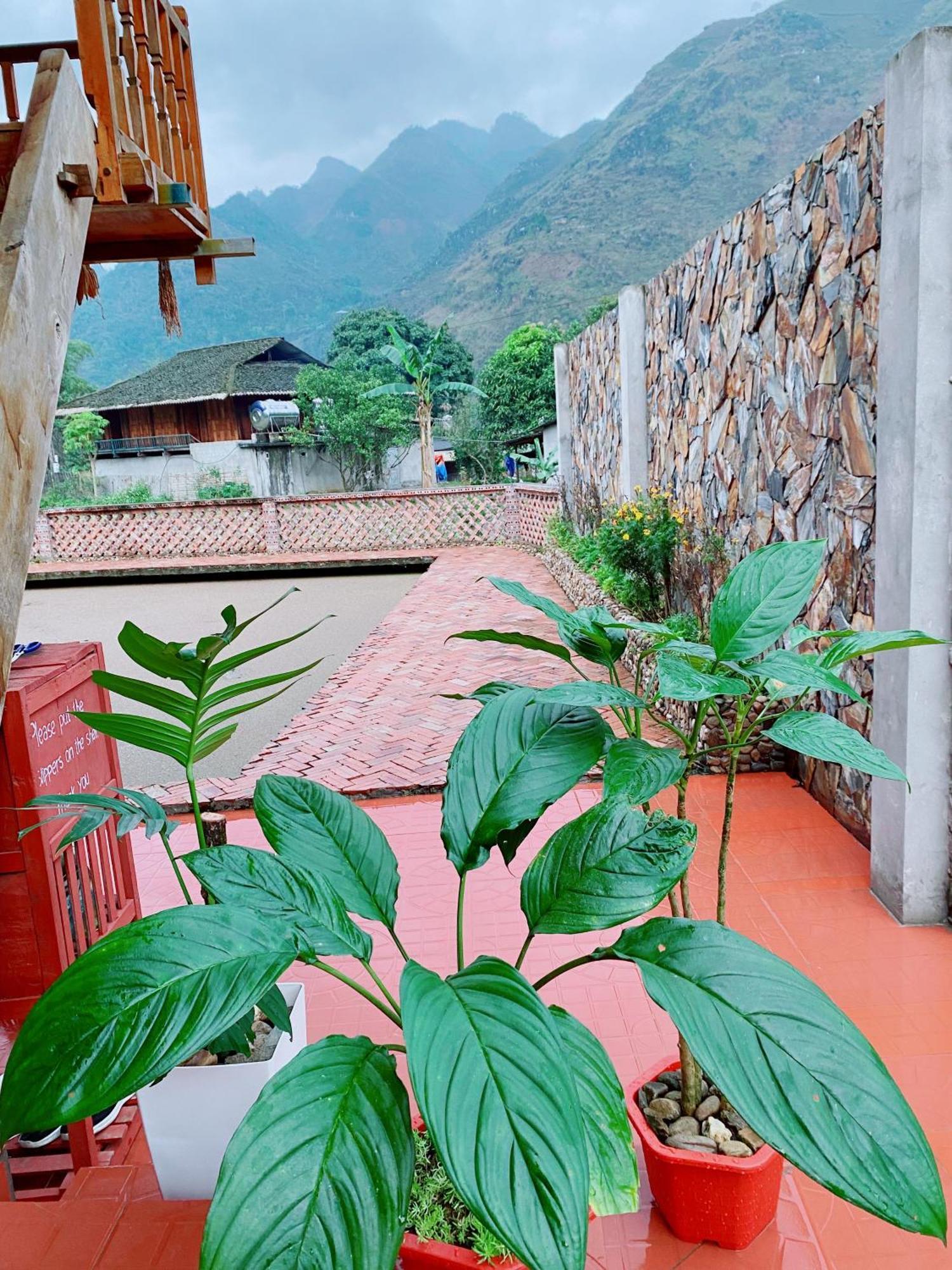 Duy Homestay Du Gia Làng Cac Esterno foto