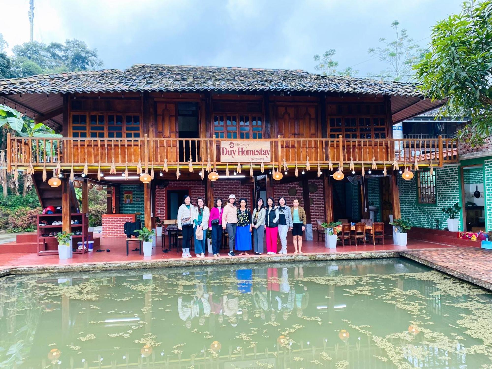 Duy Homestay Du Gia Làng Cac Esterno foto